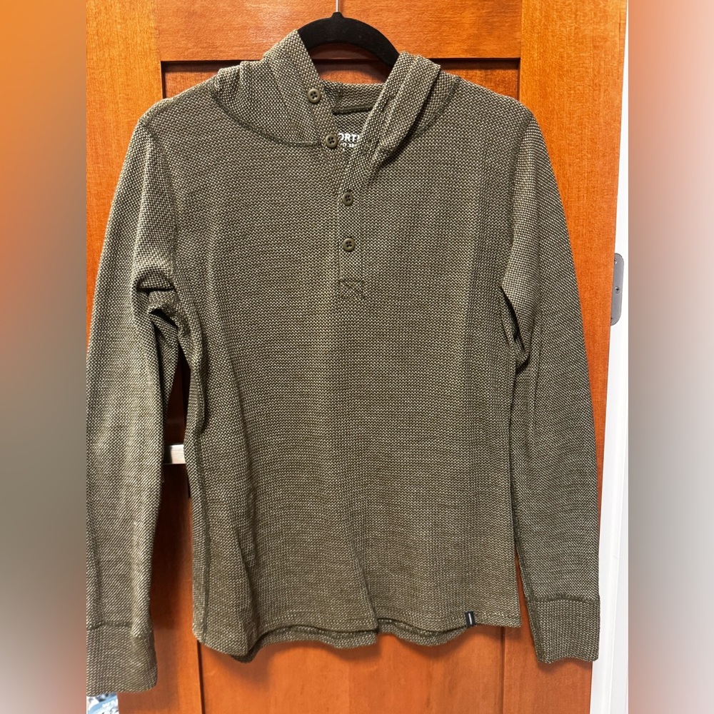 Duckworth Women’s Merino Long Sleeve Waffle Henley hoodie